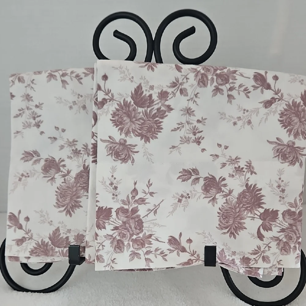 Pottery Barn Dusty Rose Mauve Floral Organic Cotton Standard Pillowcase Set